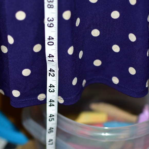 Gorgeous purple silky polka dot midi dress, 14 - Picture 5 of 7